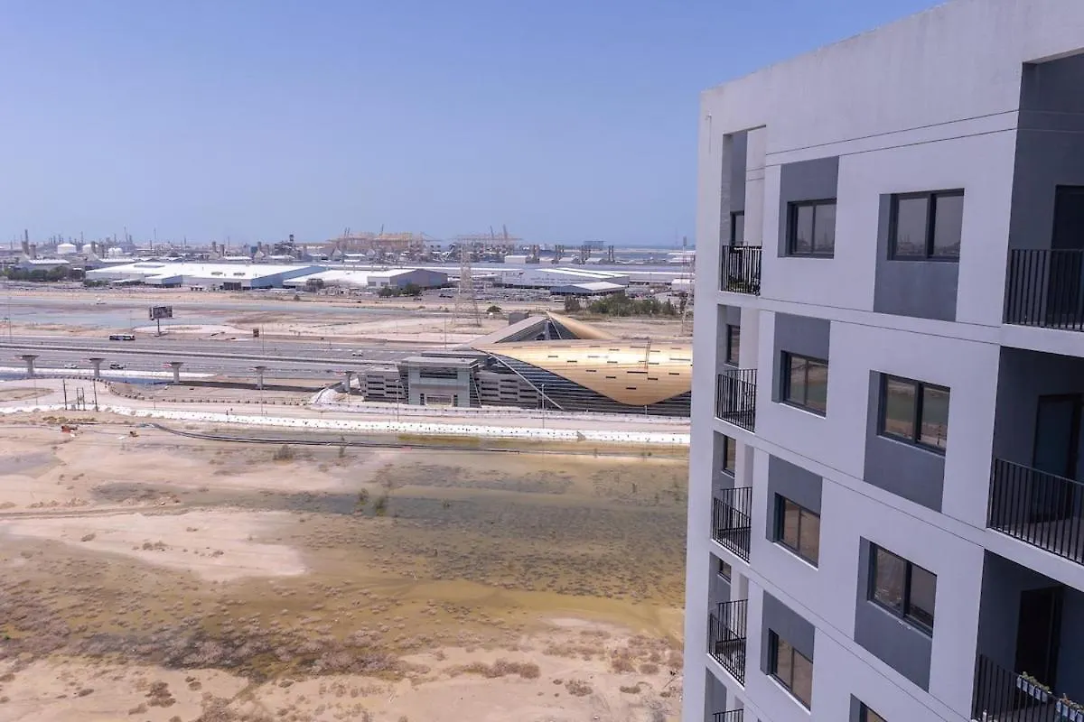 Peaceful 2-Bedroom Apartment In Jebel Ali Perfect For 6 Dubai