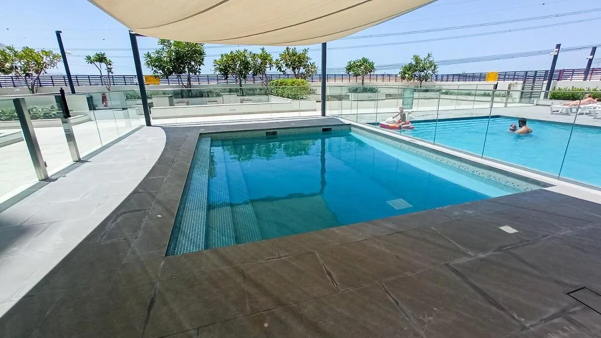 Peaceful 2-Bedroom Apartment In Jebel Ali Perfect For 6 Dubai 0*,