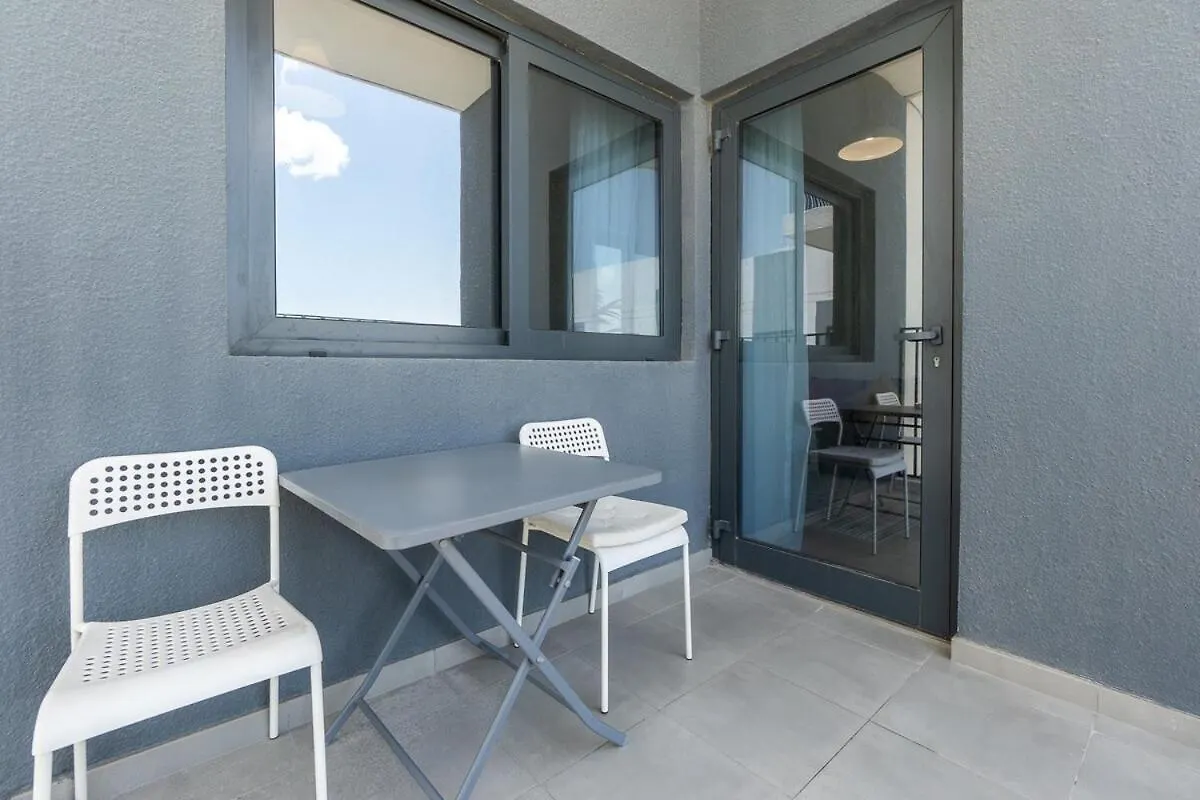 Peaceful 2-Bedroom Apartment In Jebel Ali Perfect For 6 Dubai