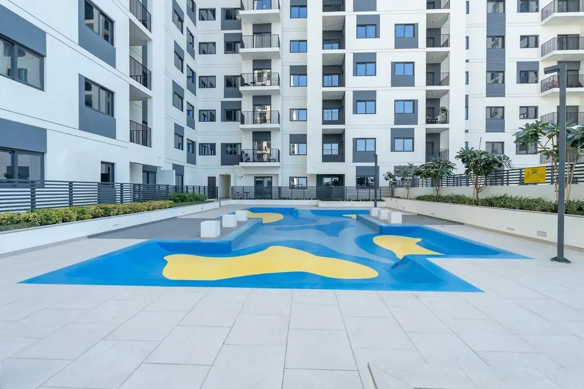 Peaceful 2-Bedroom Apartment In Jebel Ali Perfect For 6 Dubai 0*,