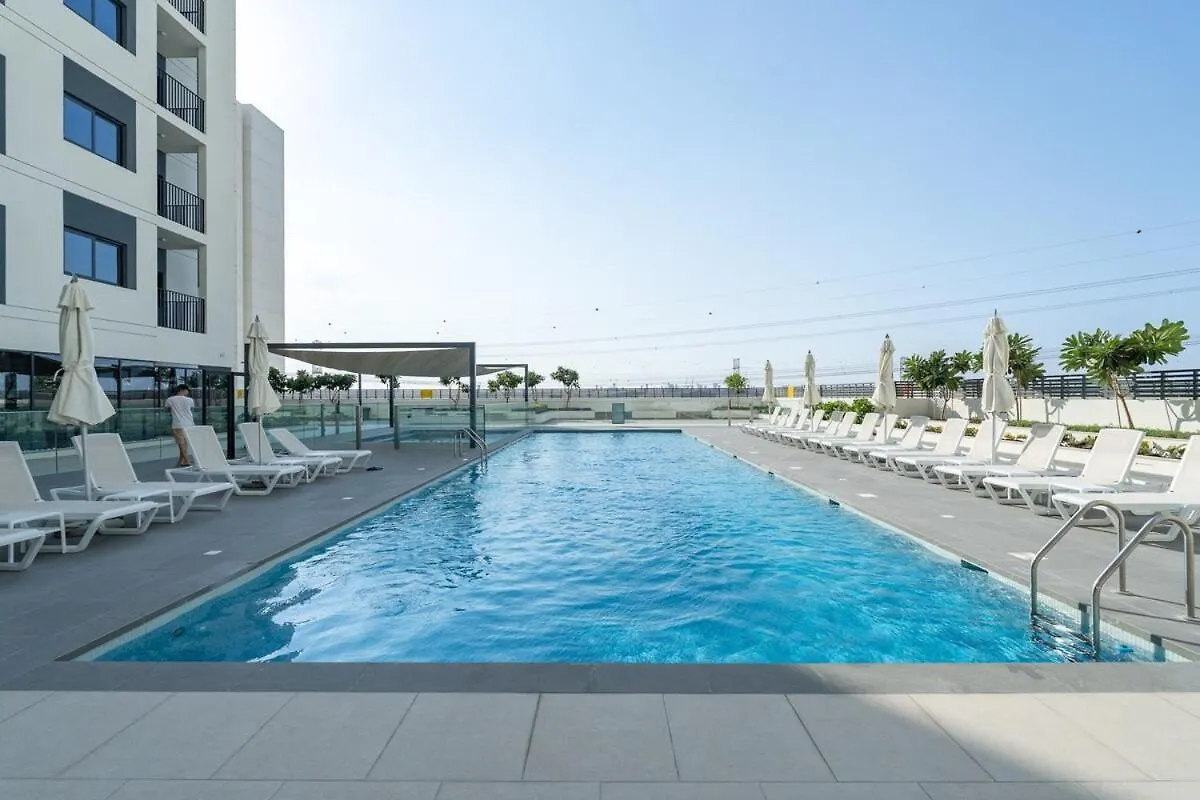 Peaceful 2-Bedroom Apartment In Jebel Ali Perfect For 6 Dubai