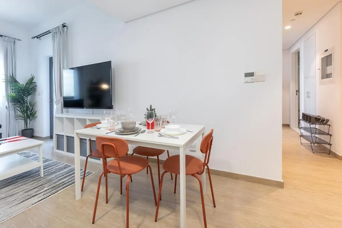 Peaceful 2-Bedroom Apartment In Jebel Ali Perfect For 6 Dubai 0*,